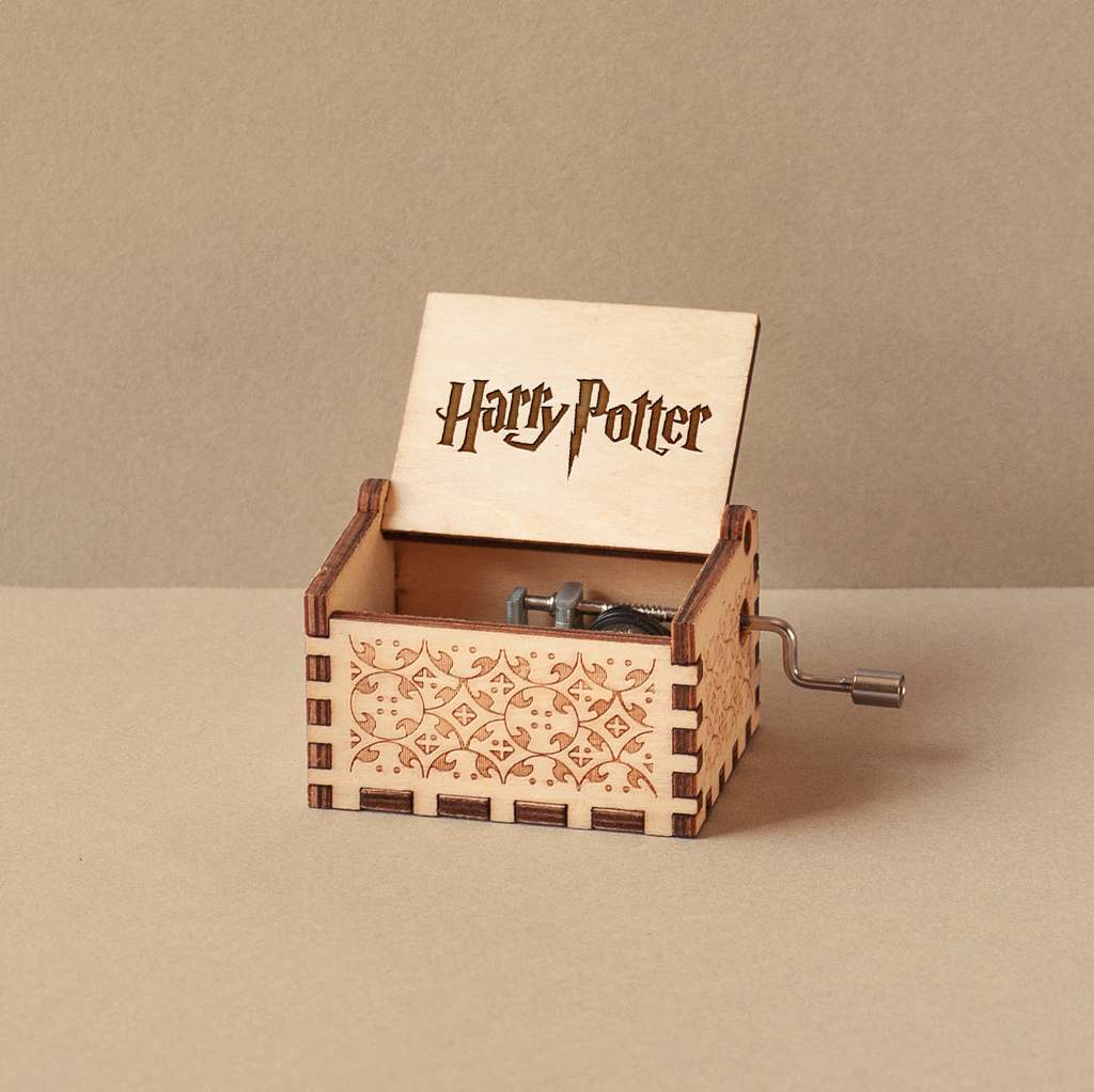 Caja musical de madera grabada de Harry Potter